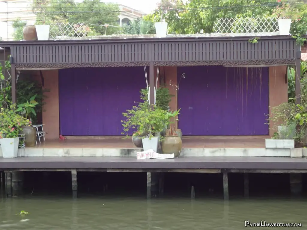 Laura's dream khlong house for rent.