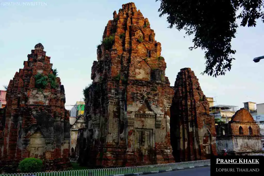 Ancient Lopburi: Lost Cities Travel Guide - Paths Unwritten