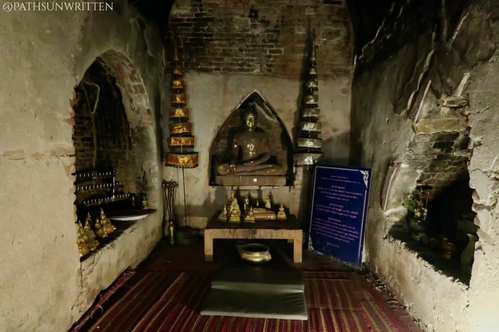 A Buddha image in the Wat Umong tunnels.