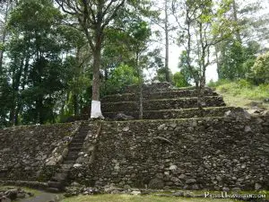 The terraced design of Candi Kethek is similar to Gunung Padang, but on a much, much smaller scale. It is dated to 900–400 BP.
