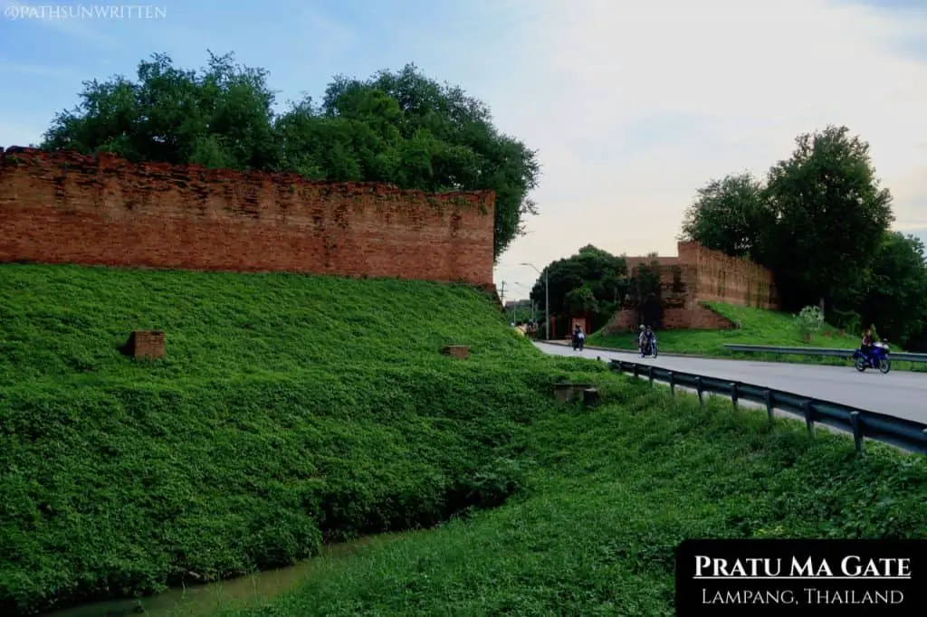 The Pratu Ma gate and city moat from outside the city wall.