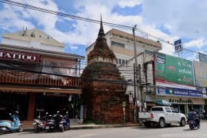 Chiang Khong stupa sits outside Chiang Mai Gate at the corner of Nantaram Rd.