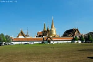 The Wat Phra Kaew-Grand Palace complex from outside.