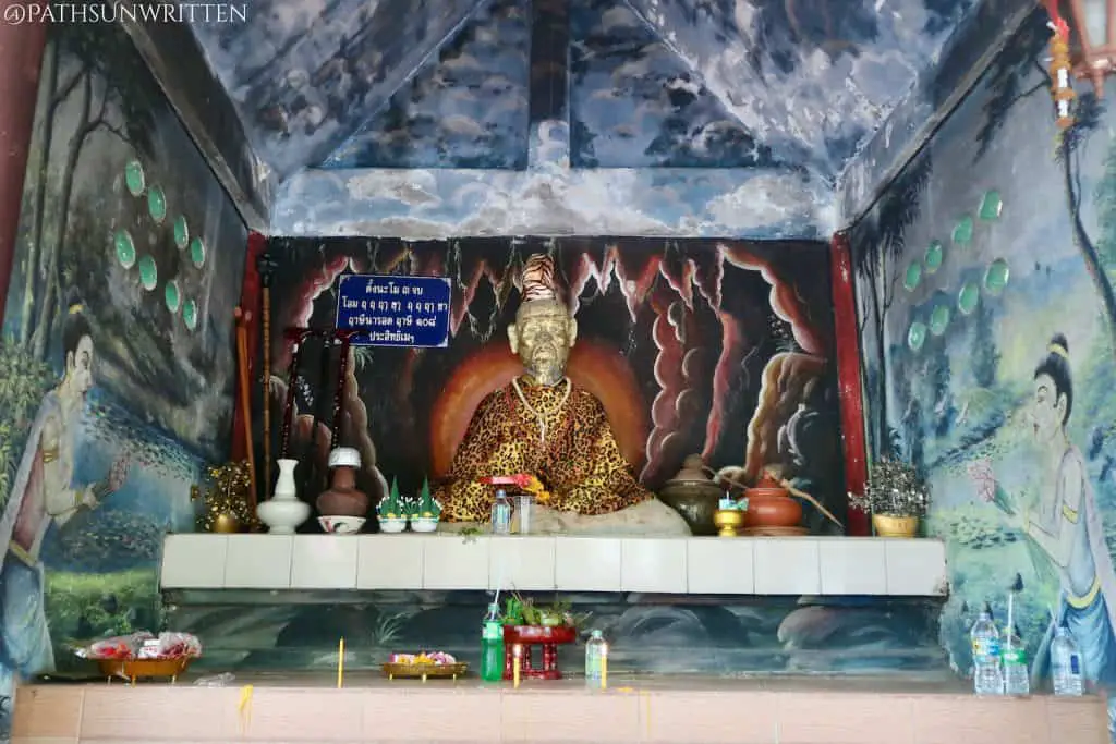 The Lawa hermit Wasuthep depicted in the Phra Ruesi Cave.