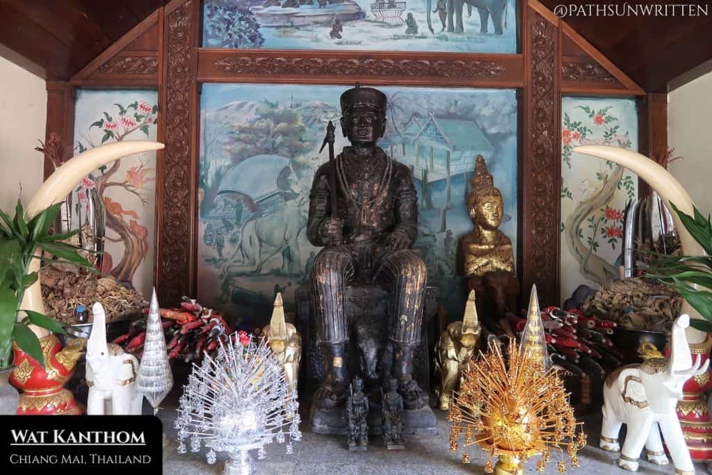 Depiction of King Mangrai in the Mangrai Spirit House at Wat Kanthom
