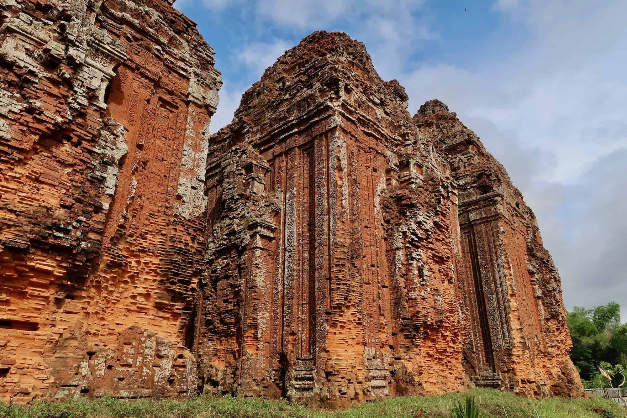 Tháp Khương Mỹ: Tam Kỳ’s Ancient Cham Tower Ruins